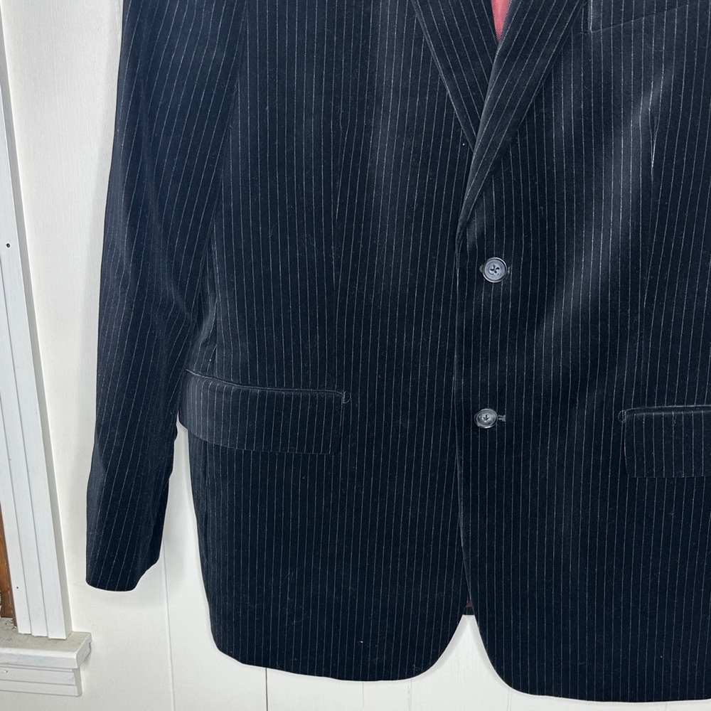 Express Vintage Black Velvet Pinstripe Blazer Size 44R - Picture 3 of 10